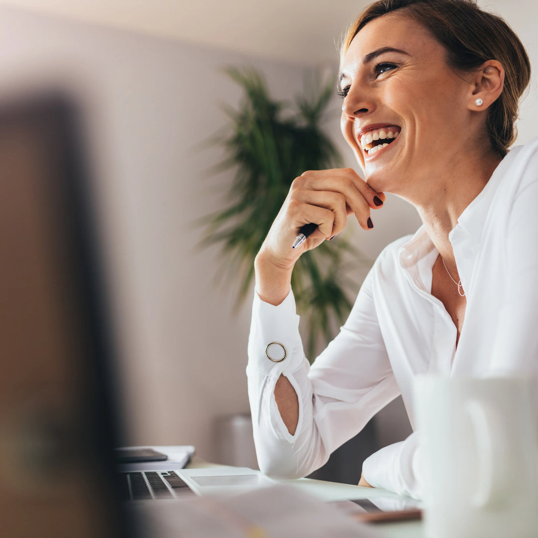 Leonys_Sedira_Büro